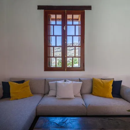 Beautiful House In Traditional Canarian Style * Puerto De Mogan